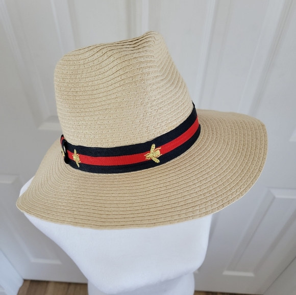 Vince Camuto Woven Adjustable Straw Fedora Hat With Bee Accents - Picture 2 of 8